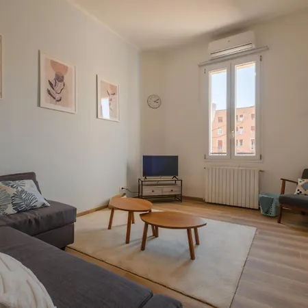 Appartement San Locca 31 Modern Near San Luca Bologna
